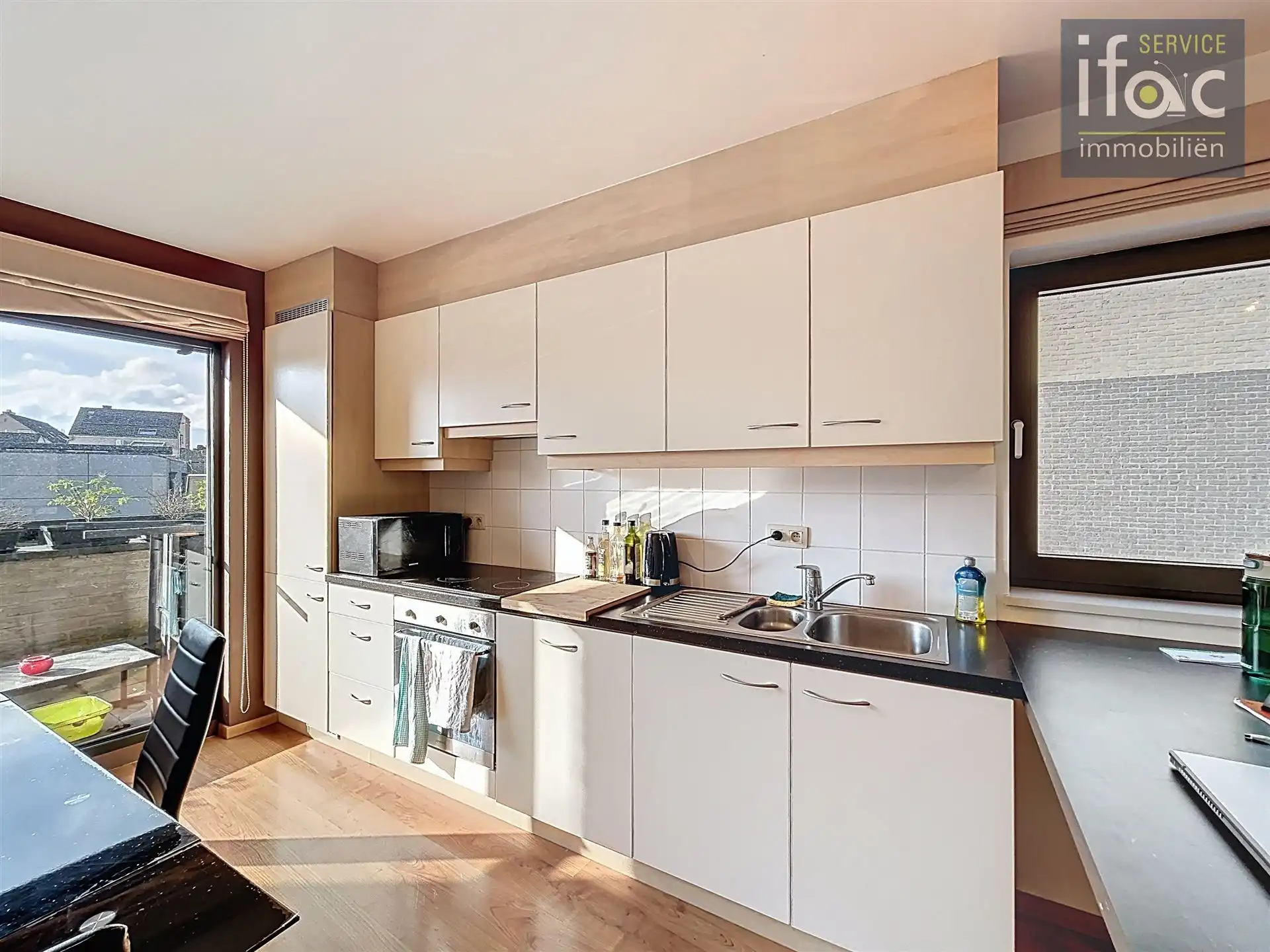 Zeer mooi recent appartement foto 4