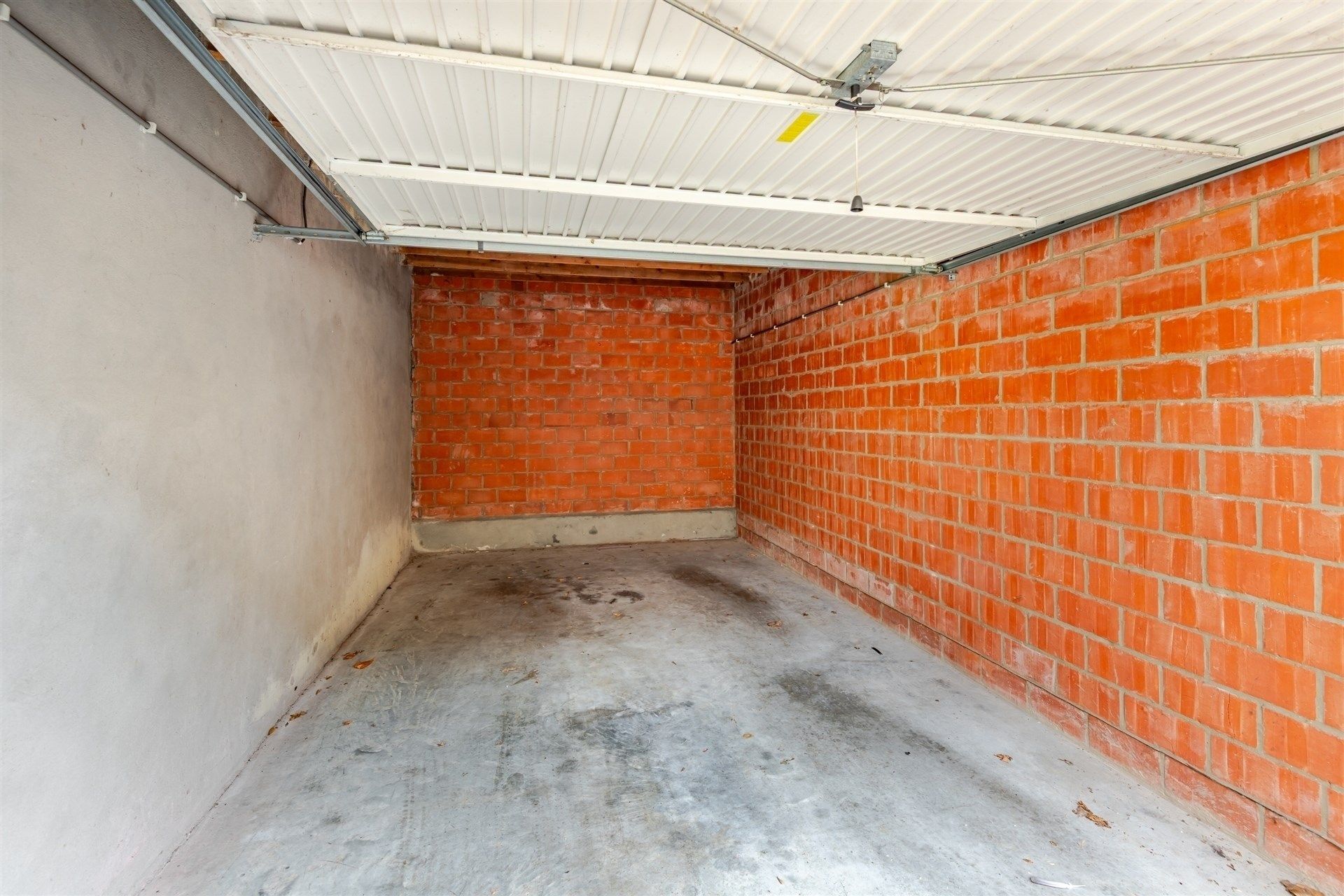 Aangenaam 2 slaapkamer appartement in centrum Wetteren foto 22