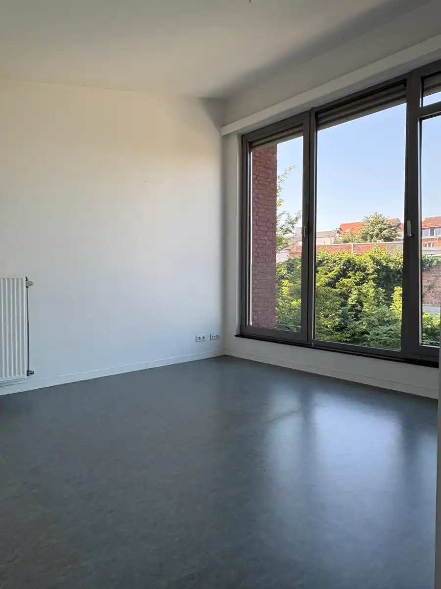 Moderne woning met ruime stadstuin foto 13