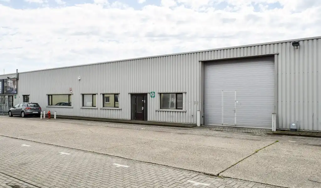 Magazijn te huur te Malle foto 3