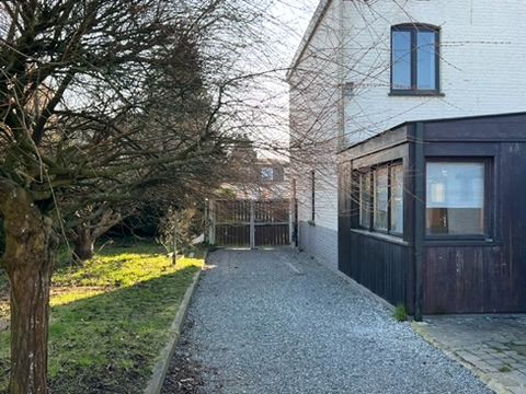 Exclusief te renoveren herenhuis met 5 slpks en extra bouwgrond! op toplocatie in het aangename Nazareth - De Pinte foto 11