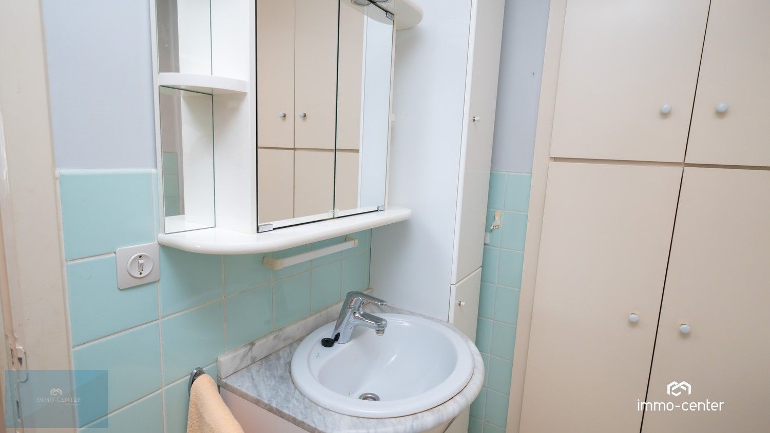 🏡 Instapklaar appartement met 2 slaapkamers in hartje Genk – Winterslagstraat 48 bus 4 foto 16