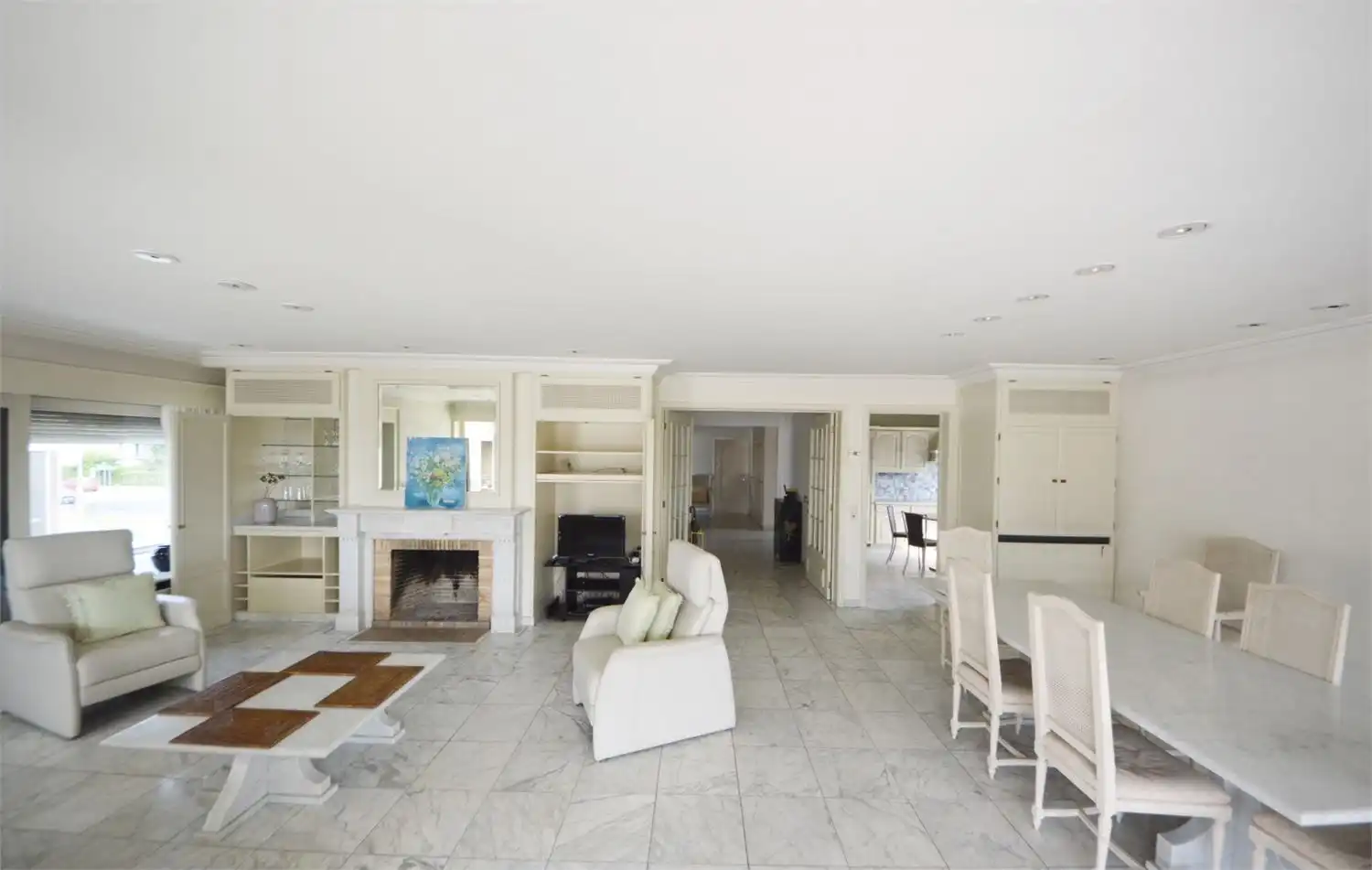 RUIM APPARTEMENT 215 m² met 5 slaapkamers en PRACHTIG TERRAS foto 6