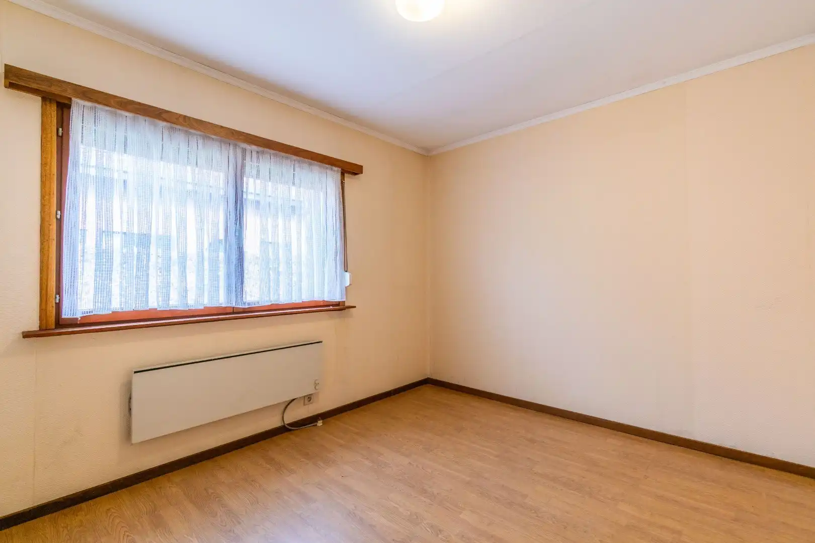 CHARMANTE BUNGALOW MET 2 SLPK + BUREAU OP TOPLOCATIE ! foto 23