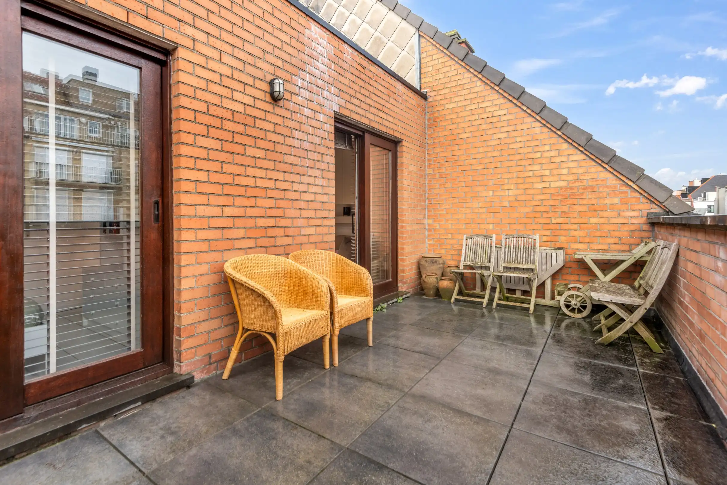 Zonovergoten penthouse met twee mooie terrassen tegen de Zoutelaan op wandelsafstand van de zeedijk. foto 16