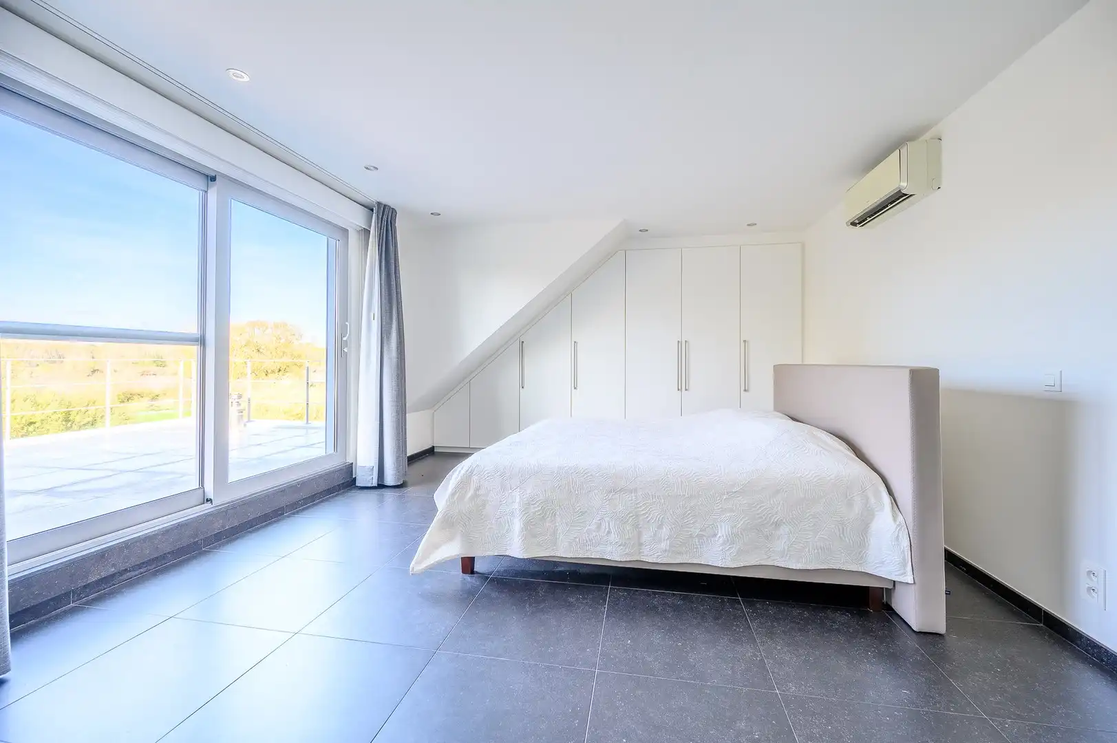 Energiezuinige woning met 3 slaapkamers en garage. foto 14