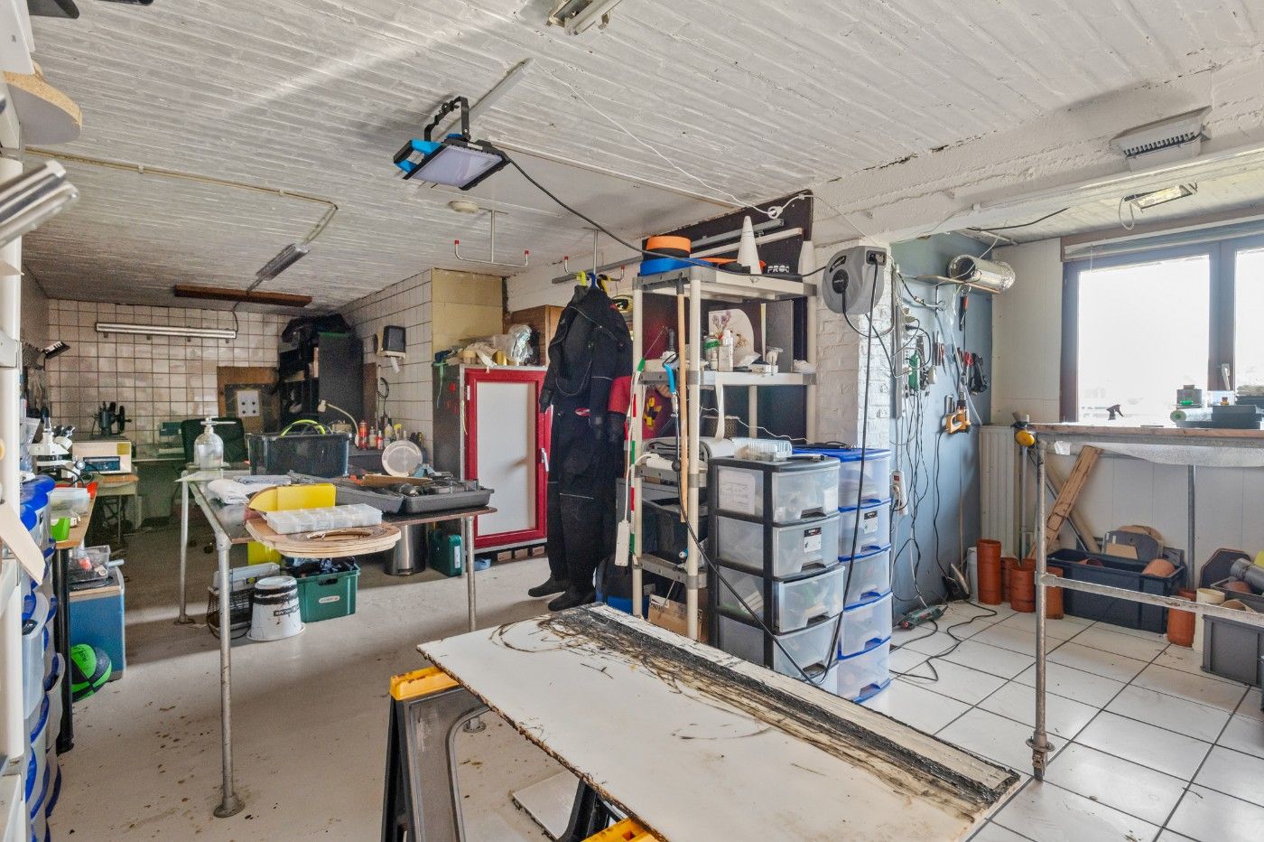 Prima onderhouden woning met 4 slpk., inpandige garage, achterliggend atelier en tuin foto 24