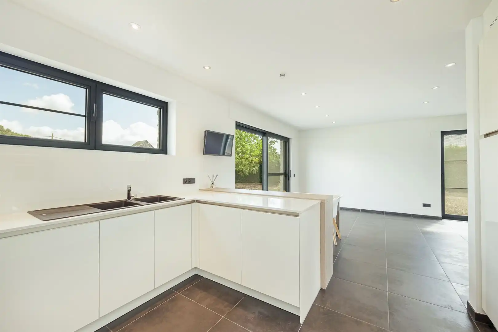 Topwoning! Kwalitatief en instapklaar! foto 7