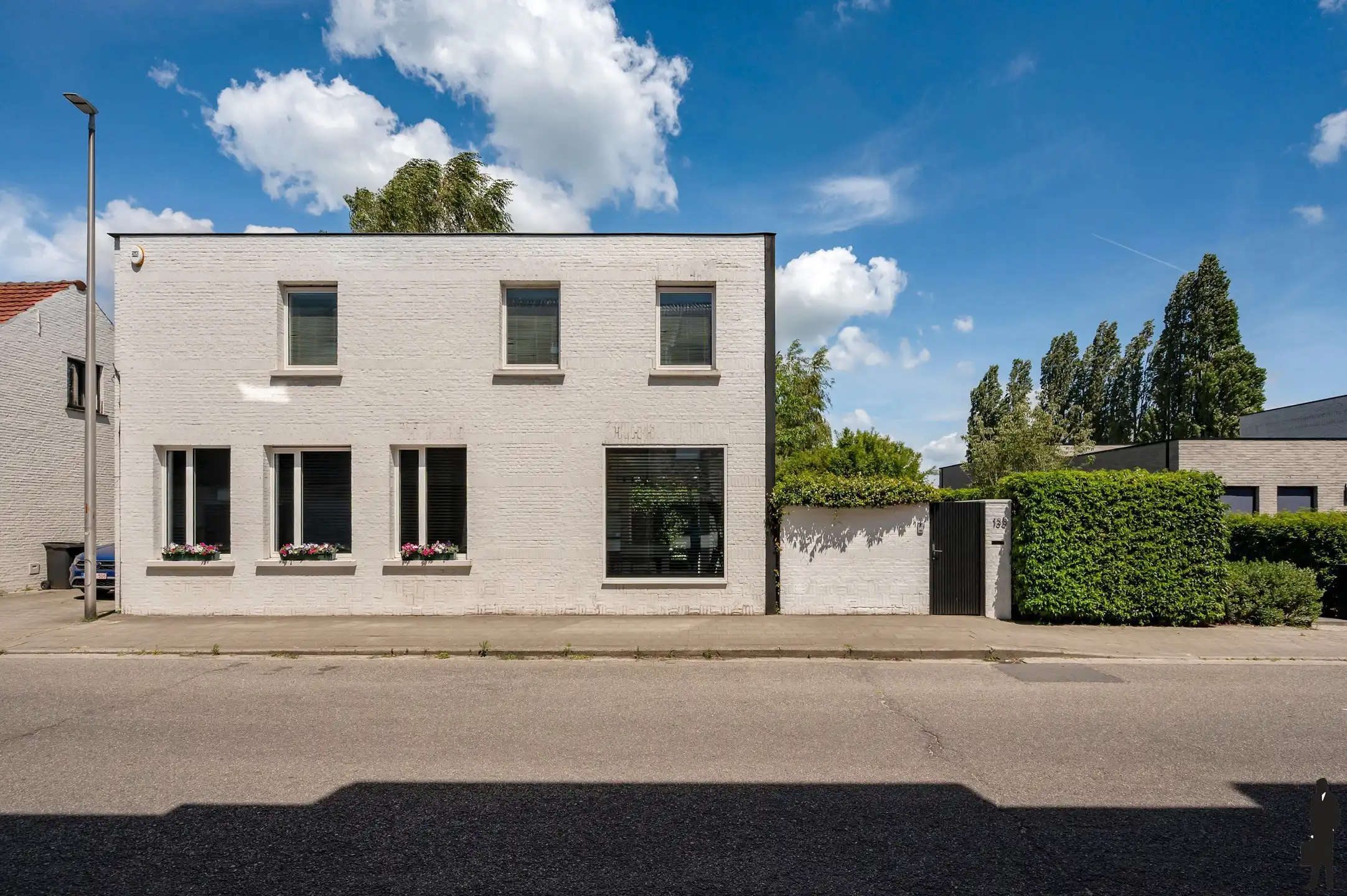 Moderne architecturale woning, gerenoveerd door Studio Noord, met oog voor detail en authenticiteit foto 2