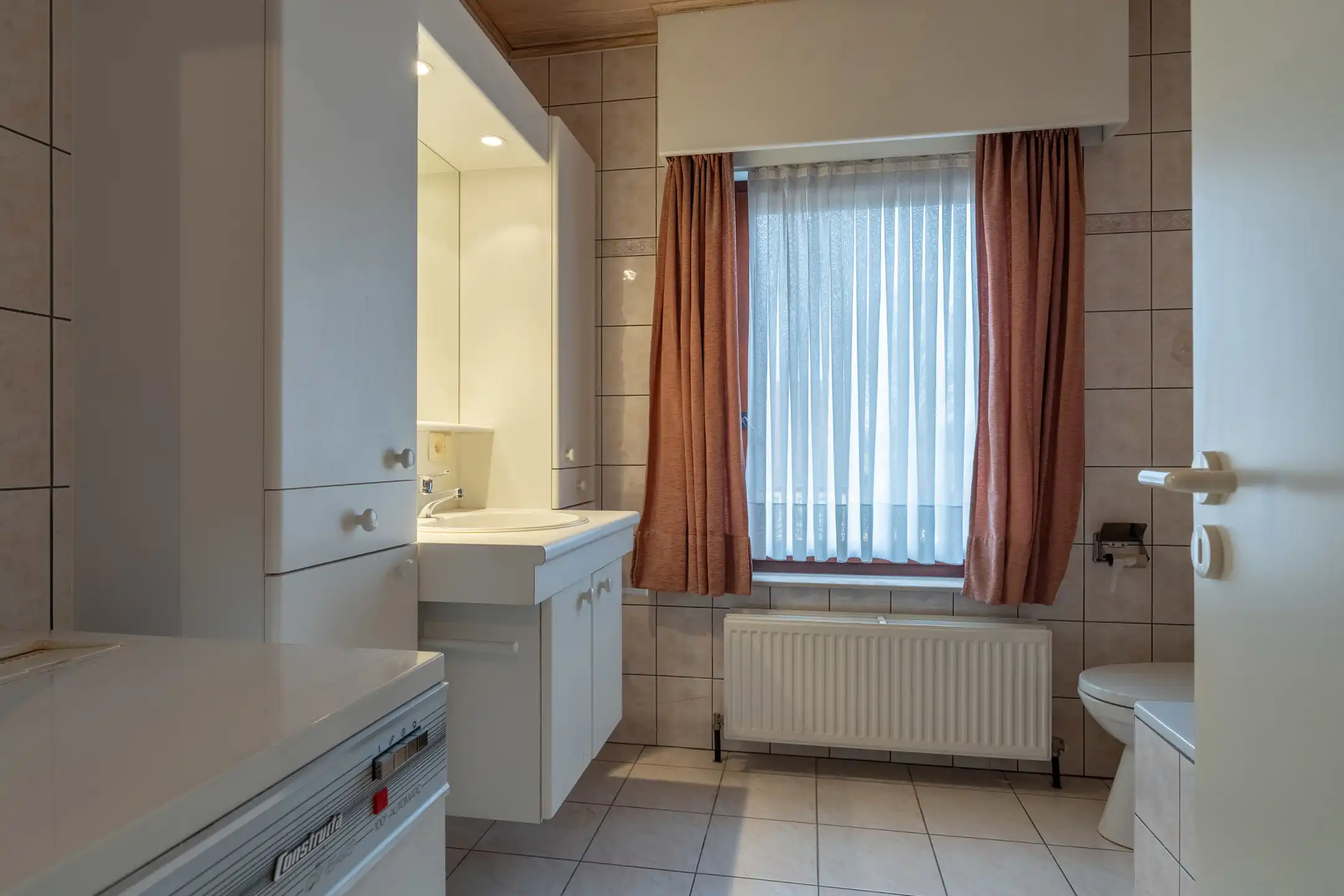 Zeer gunstig gelegen woning met 3 slpks en dubbele garage foto 25