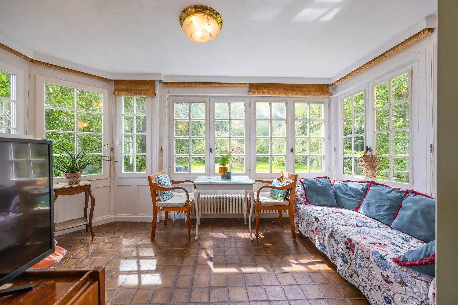 Karaktervolle woning op uniek domein foto 11