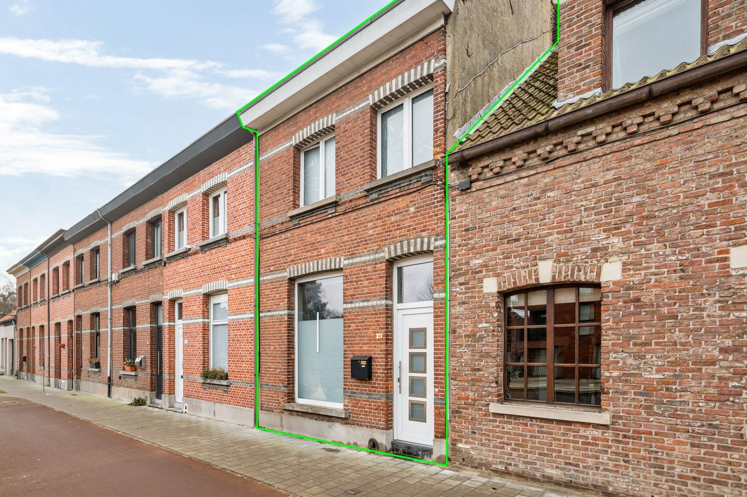 Huis met 2 slaapkamers en terras in Deurne! foto {{pictureIndex}}