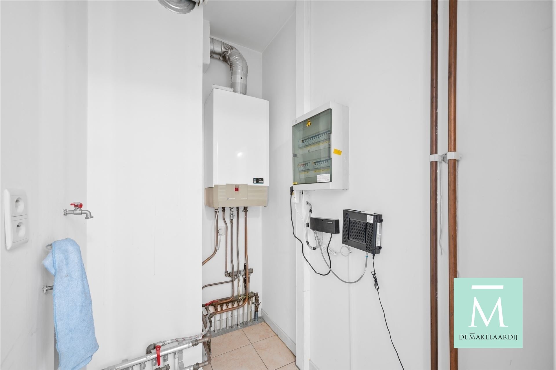 Comfortabel appartement in centrum Waarloos foto 14