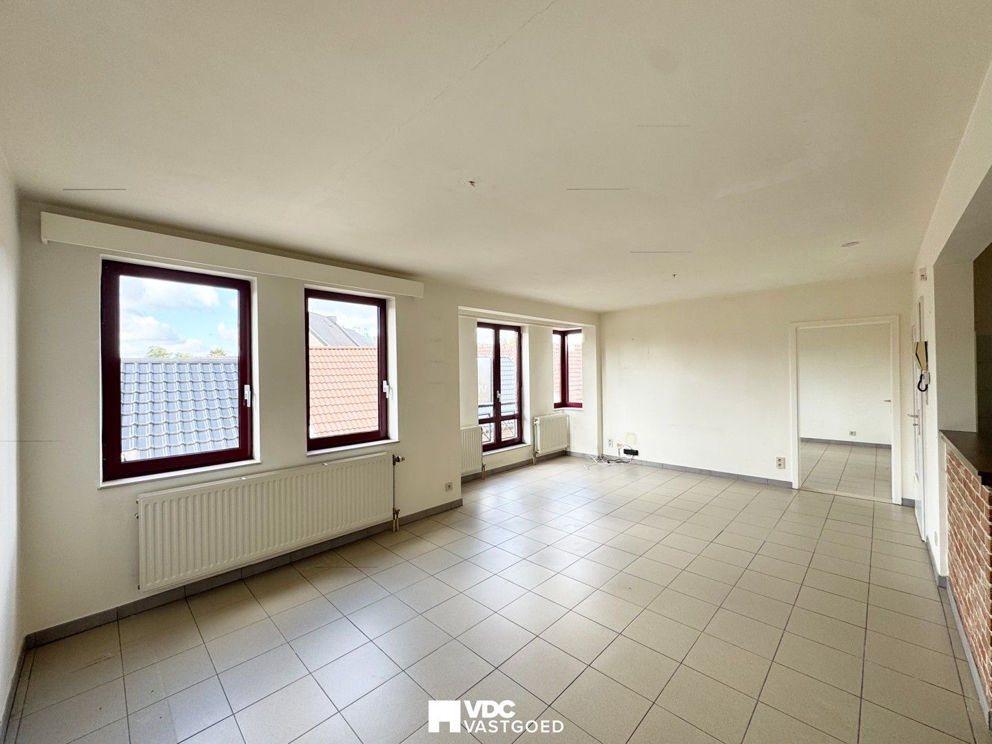 Mooi appartement met 1 slaapkamer in centrum Borgloon foto 2