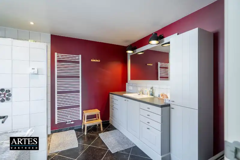 Karaktervolle woning met moderne luxe foto 27