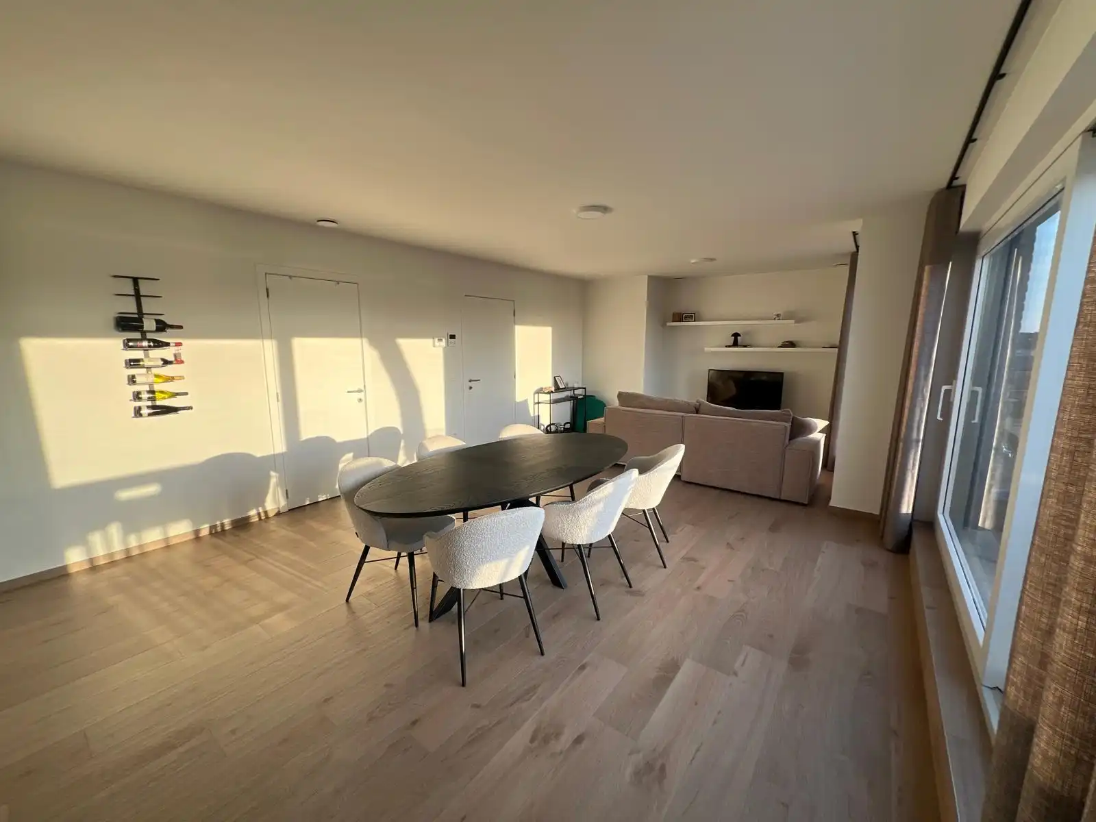 Modern 2 slaapkamerappartement in Maasmechelen met parking foto 5