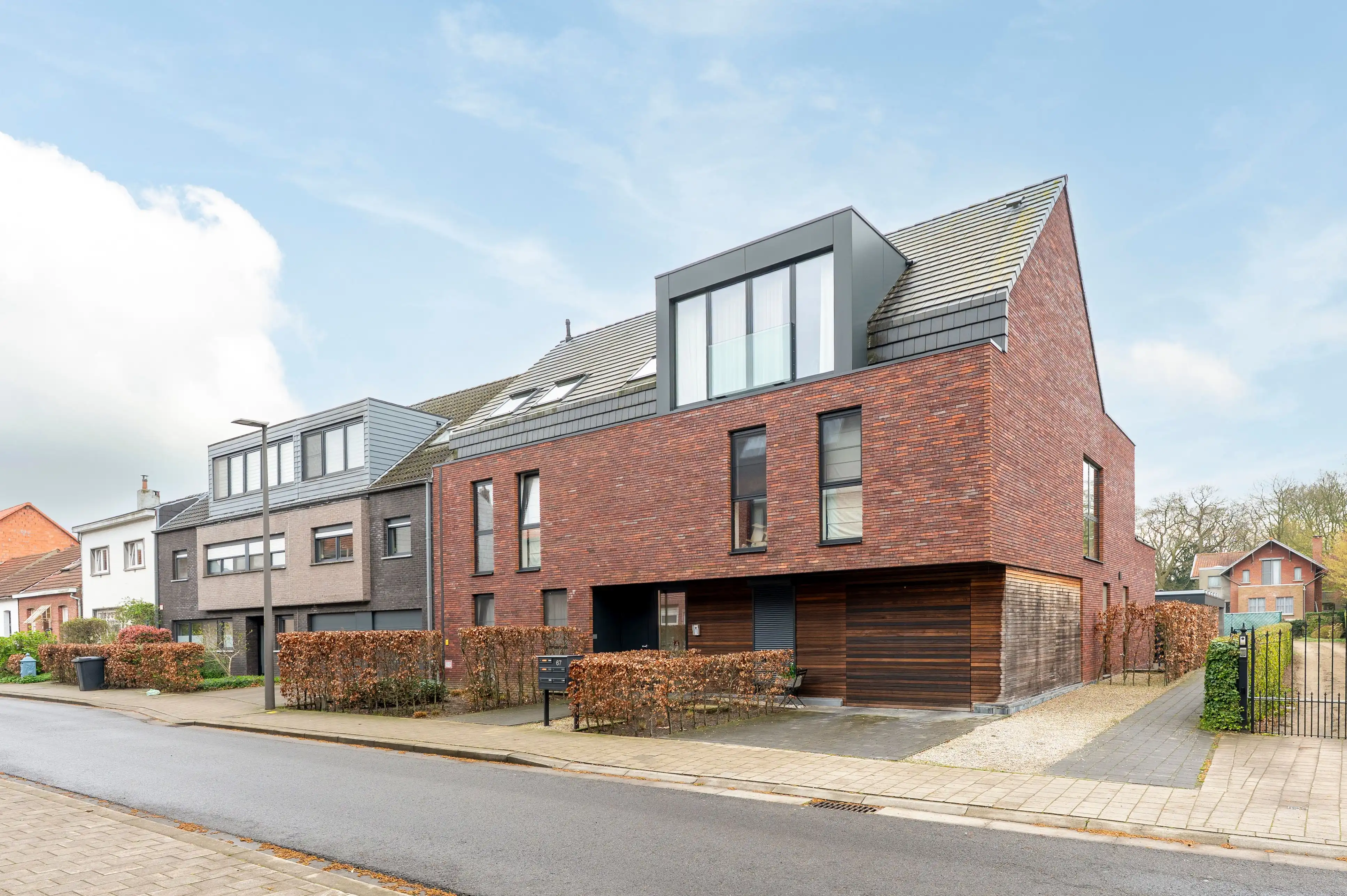 Stijlvol gelijkvloers appartement met zuidgerichte tuin en terras in Mariaburg foto {{pictureIndex}}