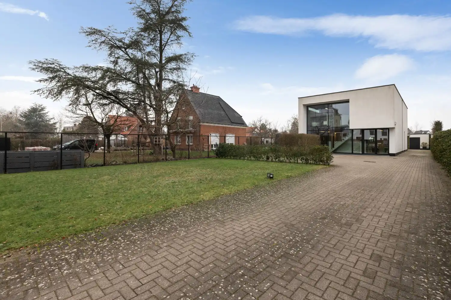 RECENTE HANDELSWONING OP COMMERCIELE LIGGING! foto {{pictureIndex}}