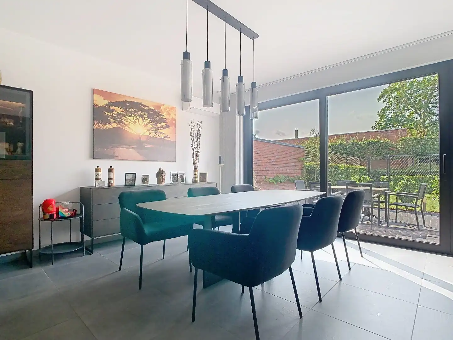 Recent gelijkvloers appartement met tuin, 2 slaapkamers en dressing foto 4