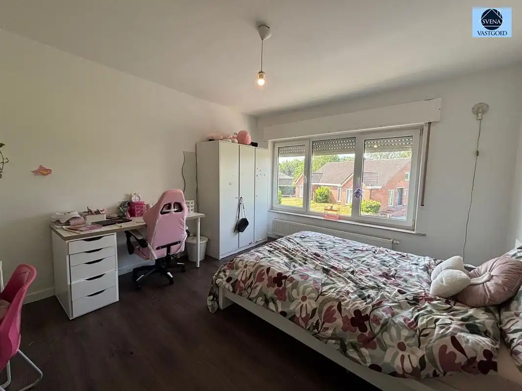 OPENHUISDAG OP AFSPRAAK WOENSDAG 23/09. VERNIEUWDE WONING MET 4 SLAAPKAMERS EN TUIN  foto 11