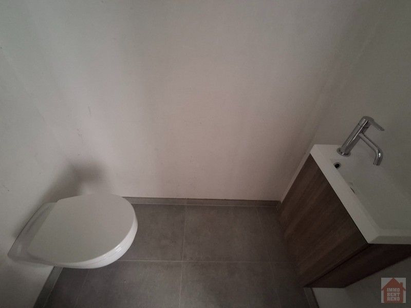 Appartement op topligging met groot terras en parking foto 16