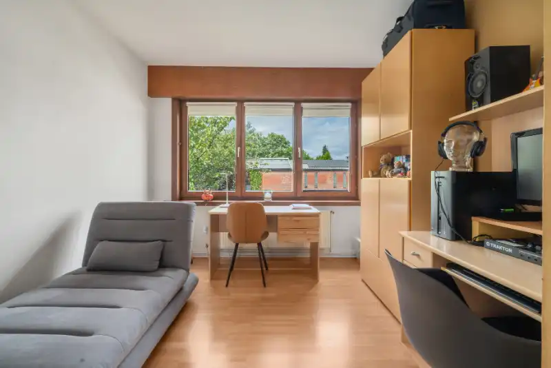 --- OPPORTUNITEIT --- building bestaande uit 3 appartementen (5% netto huurrendement)! foto 27