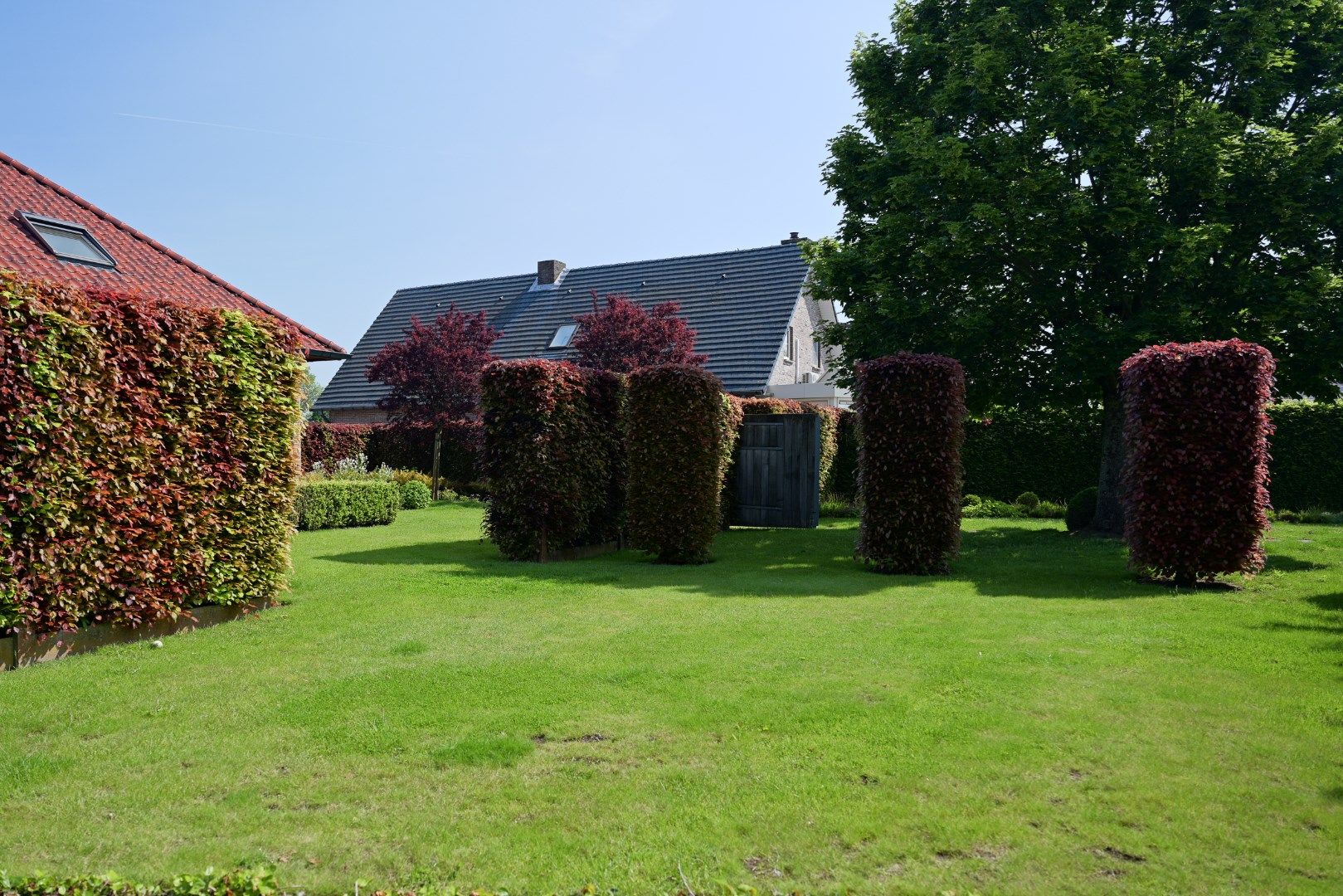 Luxueus afwerkt landhuis met 4 slaapkamers en mooi verzorgde tuin   foto 26