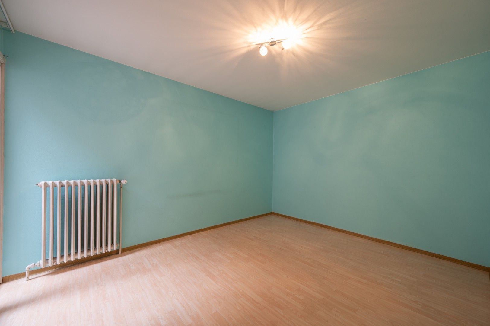 Verzorgd appartement gelegen aan de mark in Heist foto 10