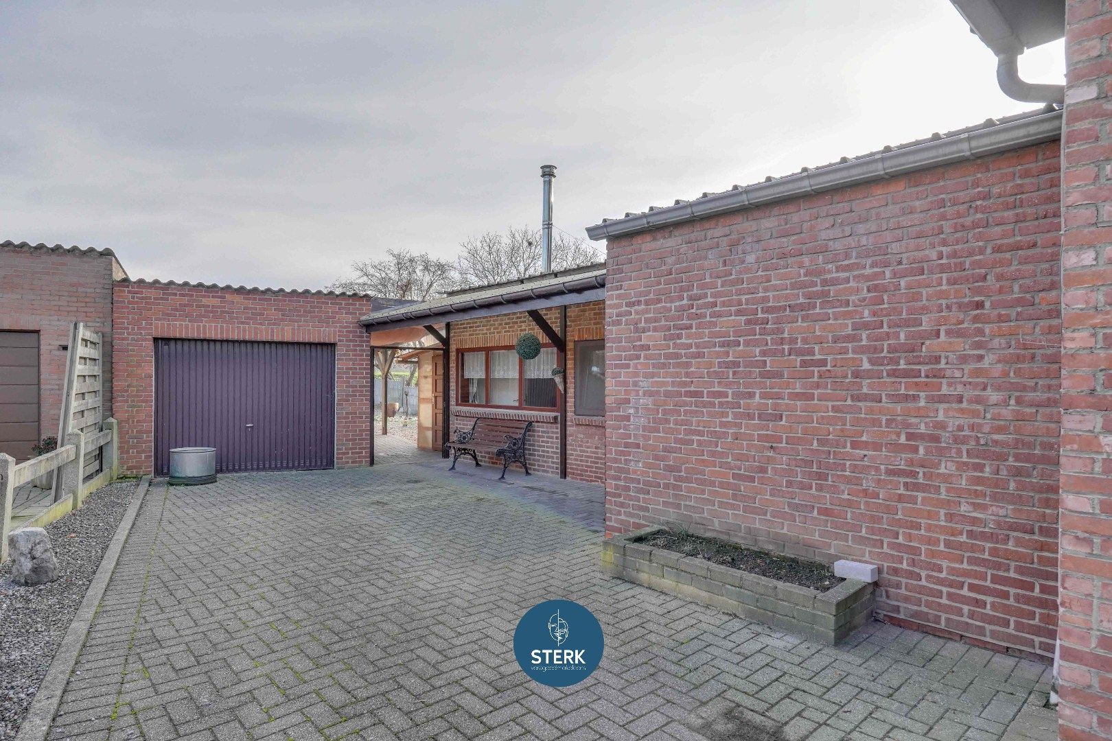 OP TE KNAPPEN GEZINSWONING AAN DE MAAS TE UIKHOVEN !  foto 20