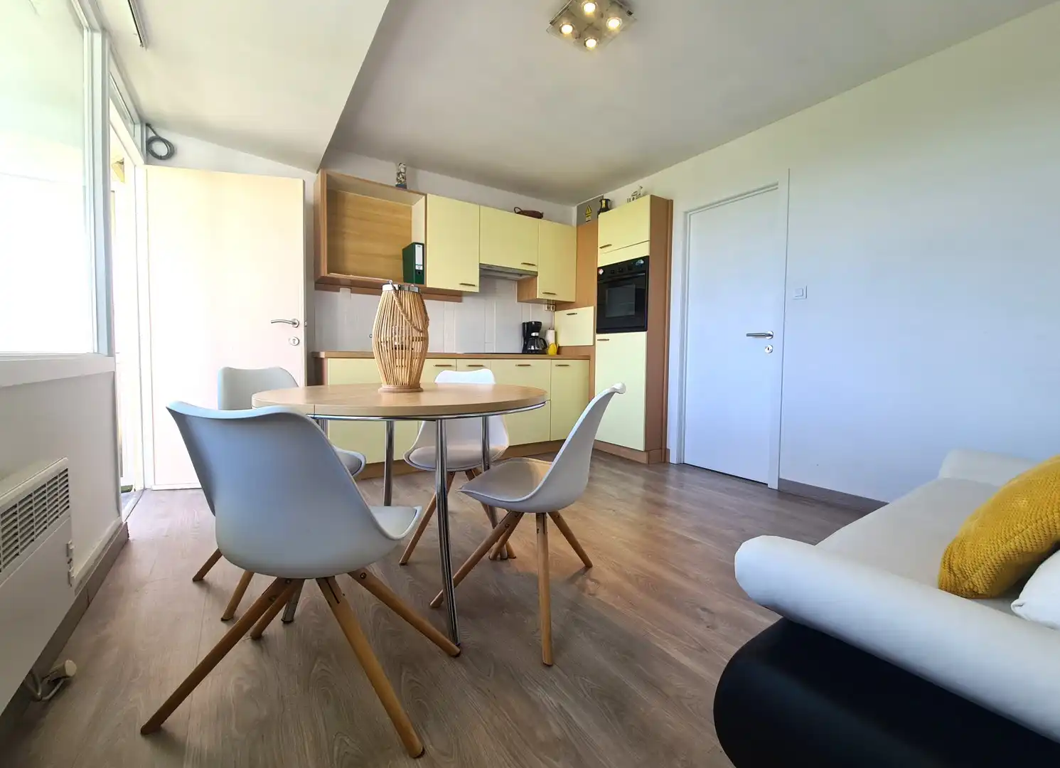 Verzorgd 1-slaapkamerappartement te koop in Vosseslag – De Haan. foto 9