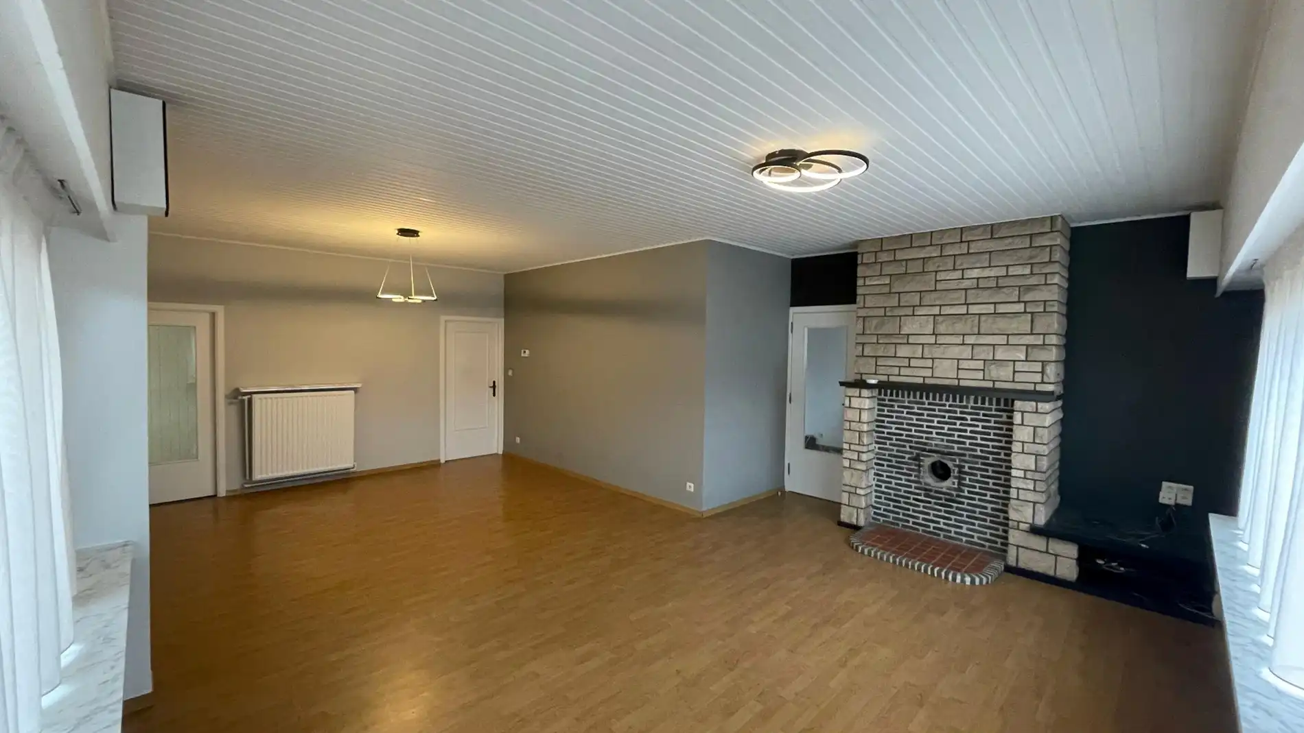 Prachtig renovatieproject - halfopen bebouwing - 2 slpk - grote tuin en garage foto 12