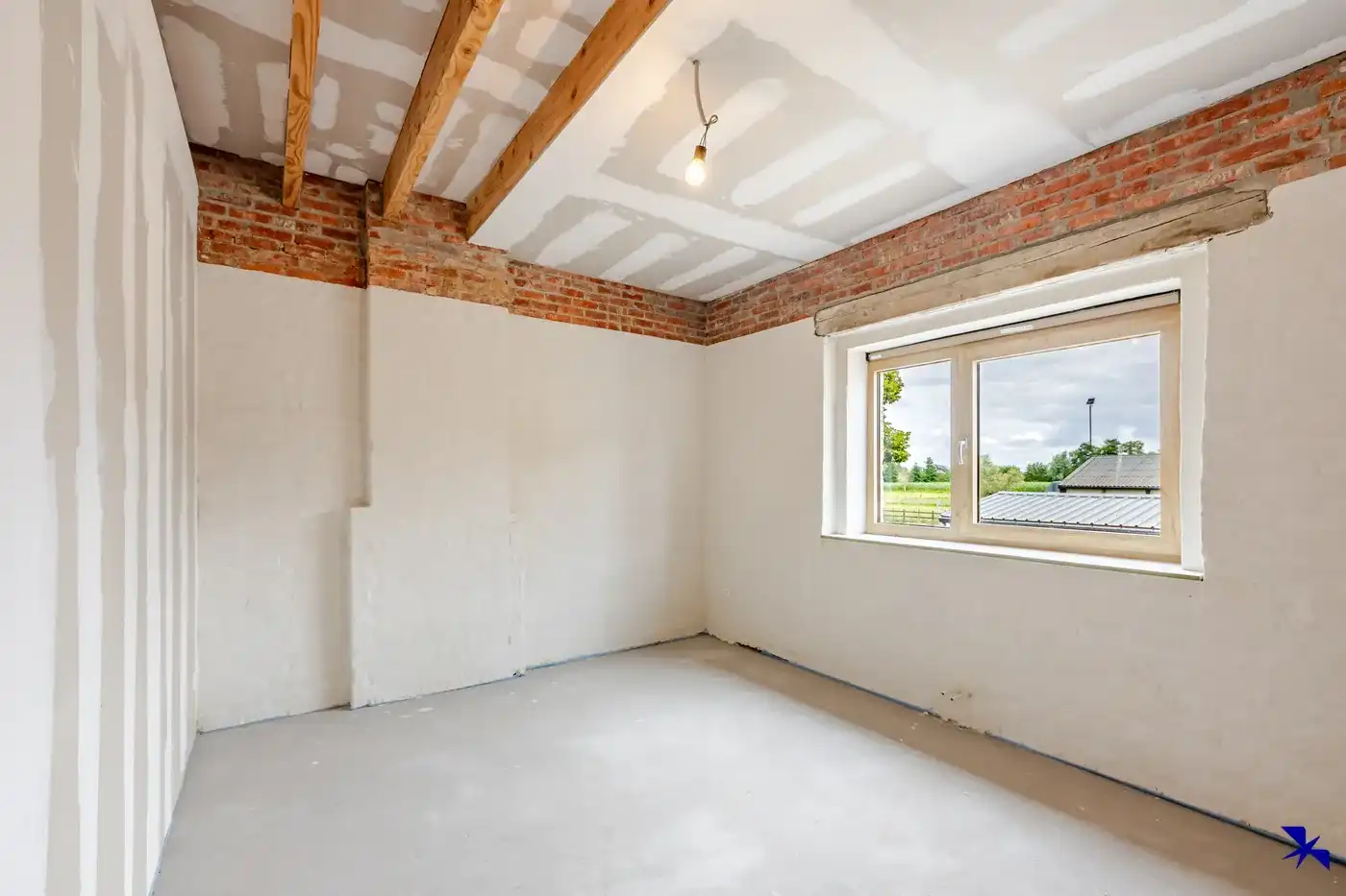 Stijlvol gerenoveerde woning op groenligging foto 24