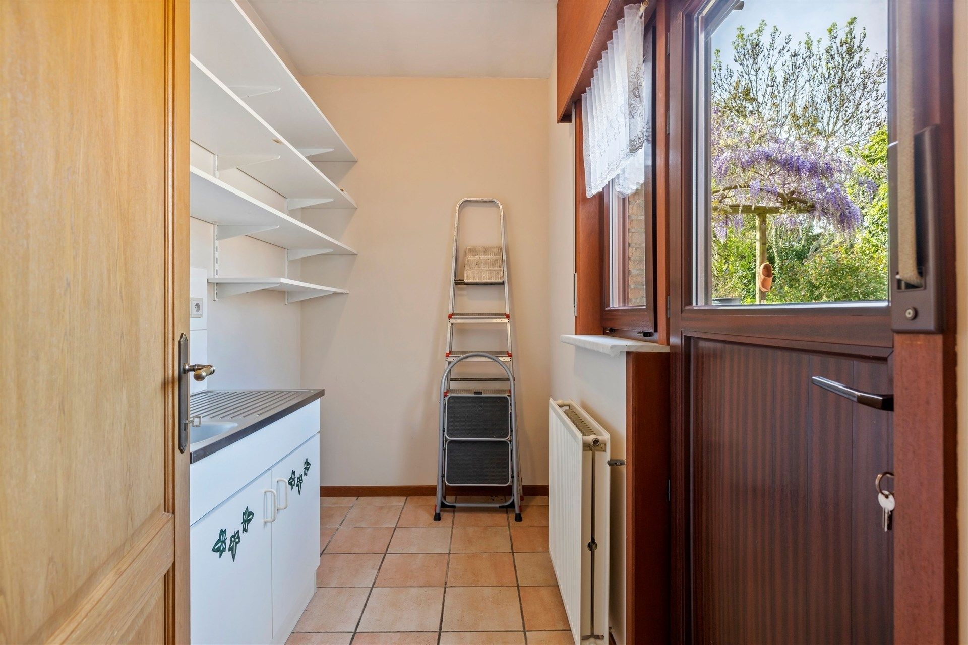 Instapklare gezinswoning met 3 slaapkamers en zonnige tuin  foto 8