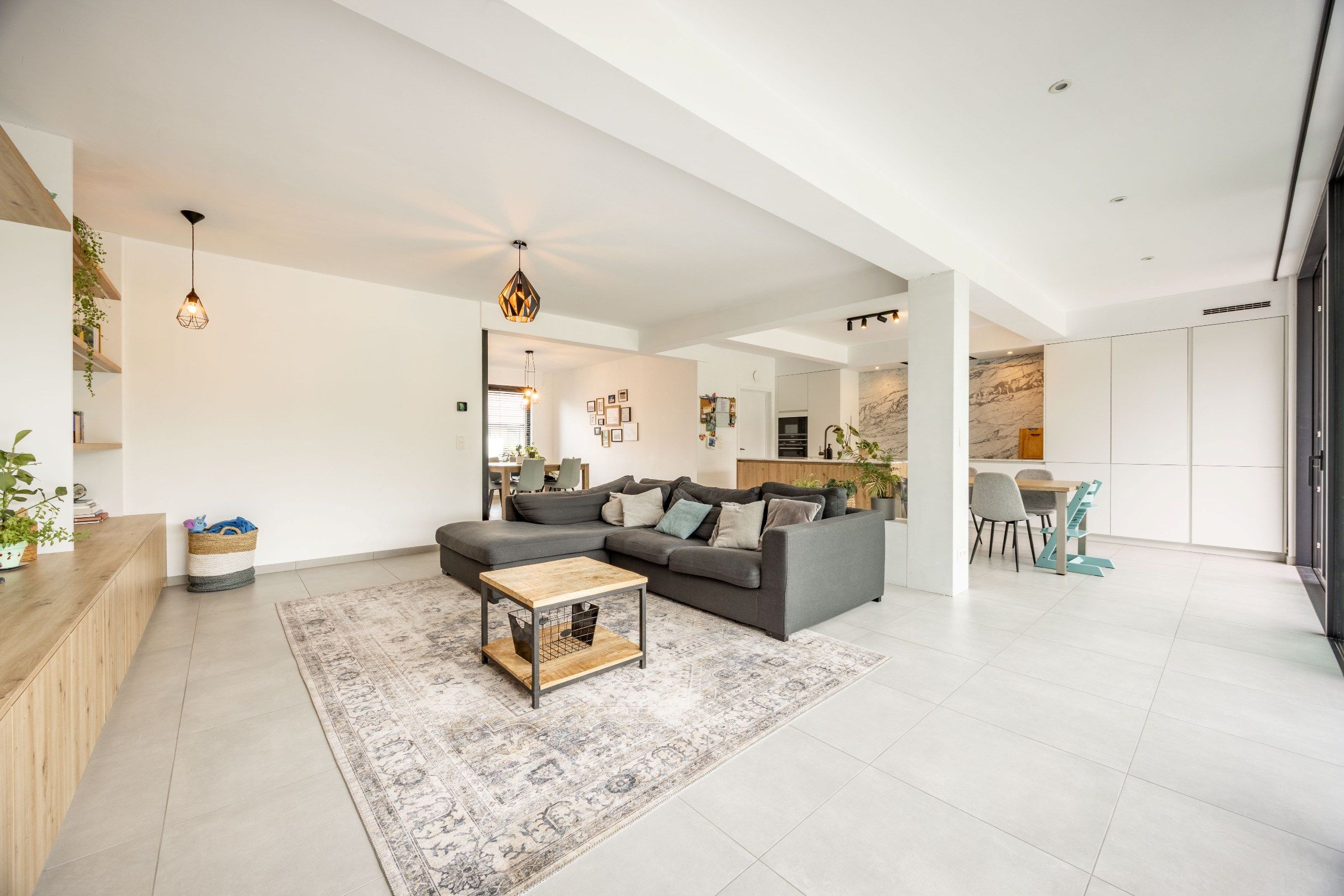 STIJLVOL GERENOVEERDE WONING foto 4