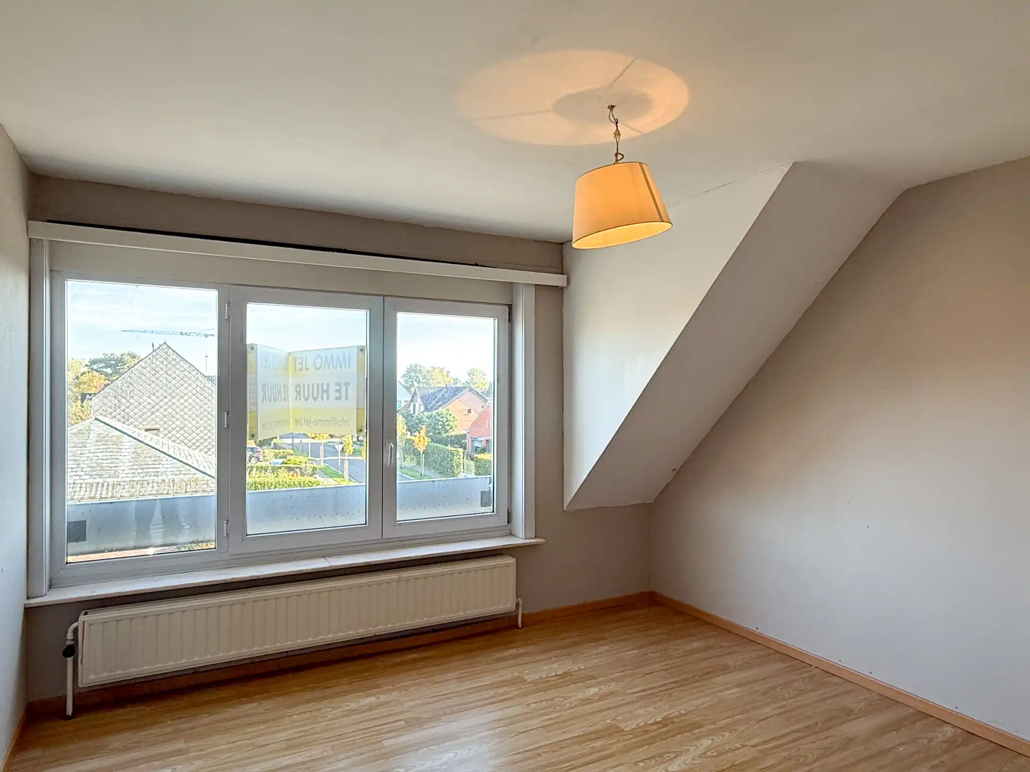 Dakappartement met twee slaapkamers en garagebox te huur in Kruibeke! foto 10