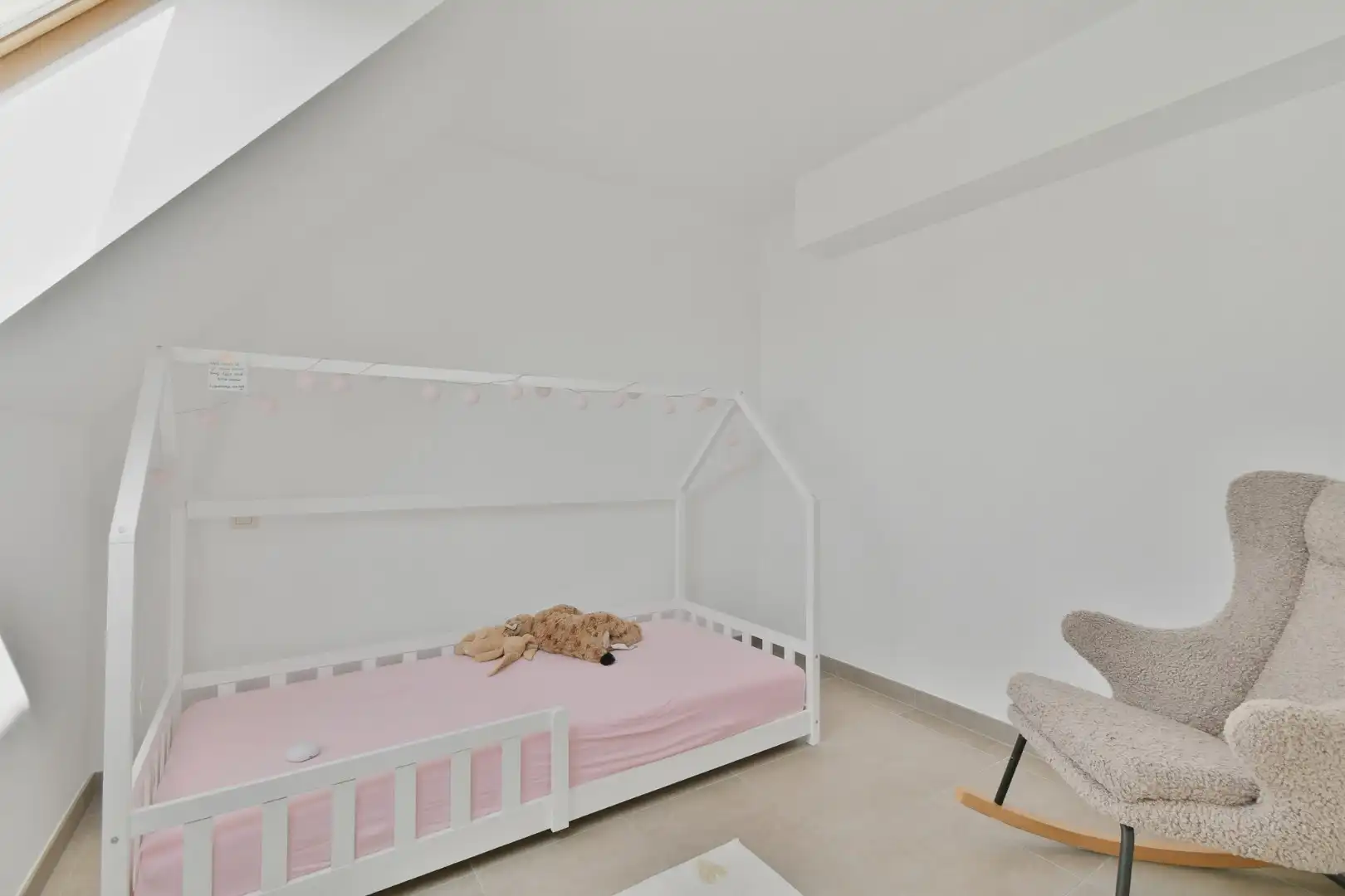 Ruim duplex appartement te huur in het centrum van Oudenburg  foto 11