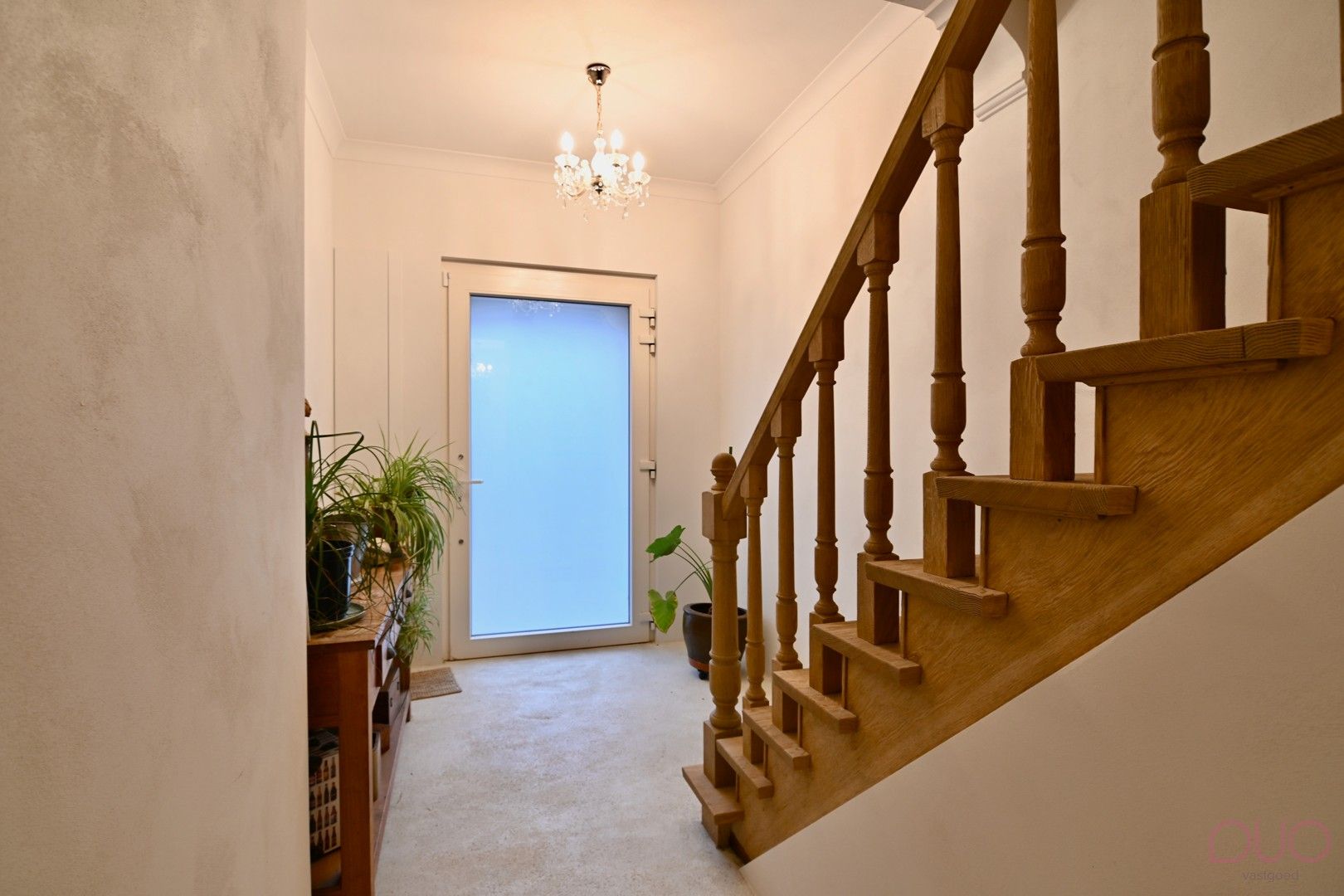 Instapklare woning in hartje Sint-Truiden met dubbele garage en stadstuin foto 10