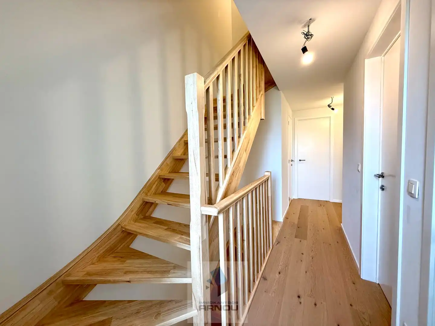 Nieuwbouwwoning met 3 slaapkamers, tuin en carport foto 22