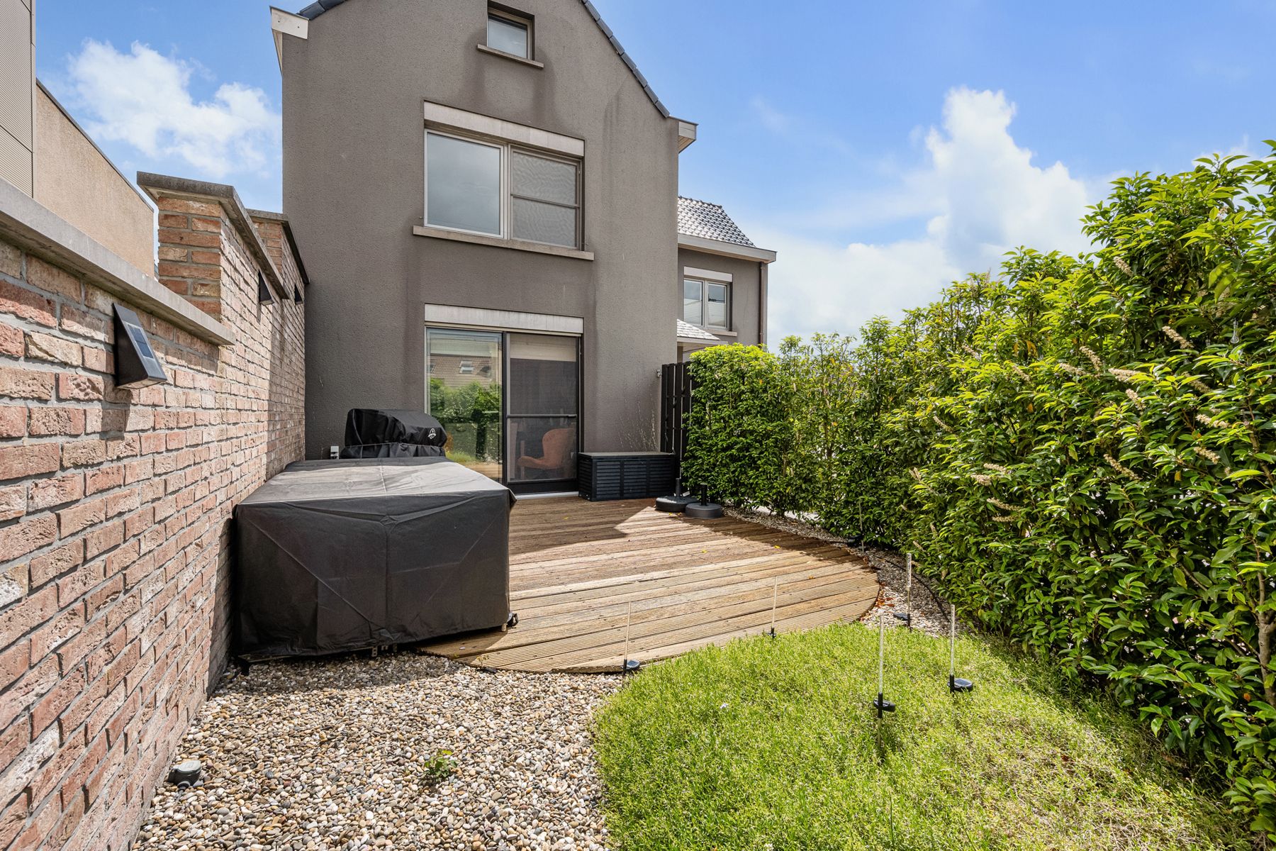 Instapklare woning met 2 slpkrs en voortuin. foto 21