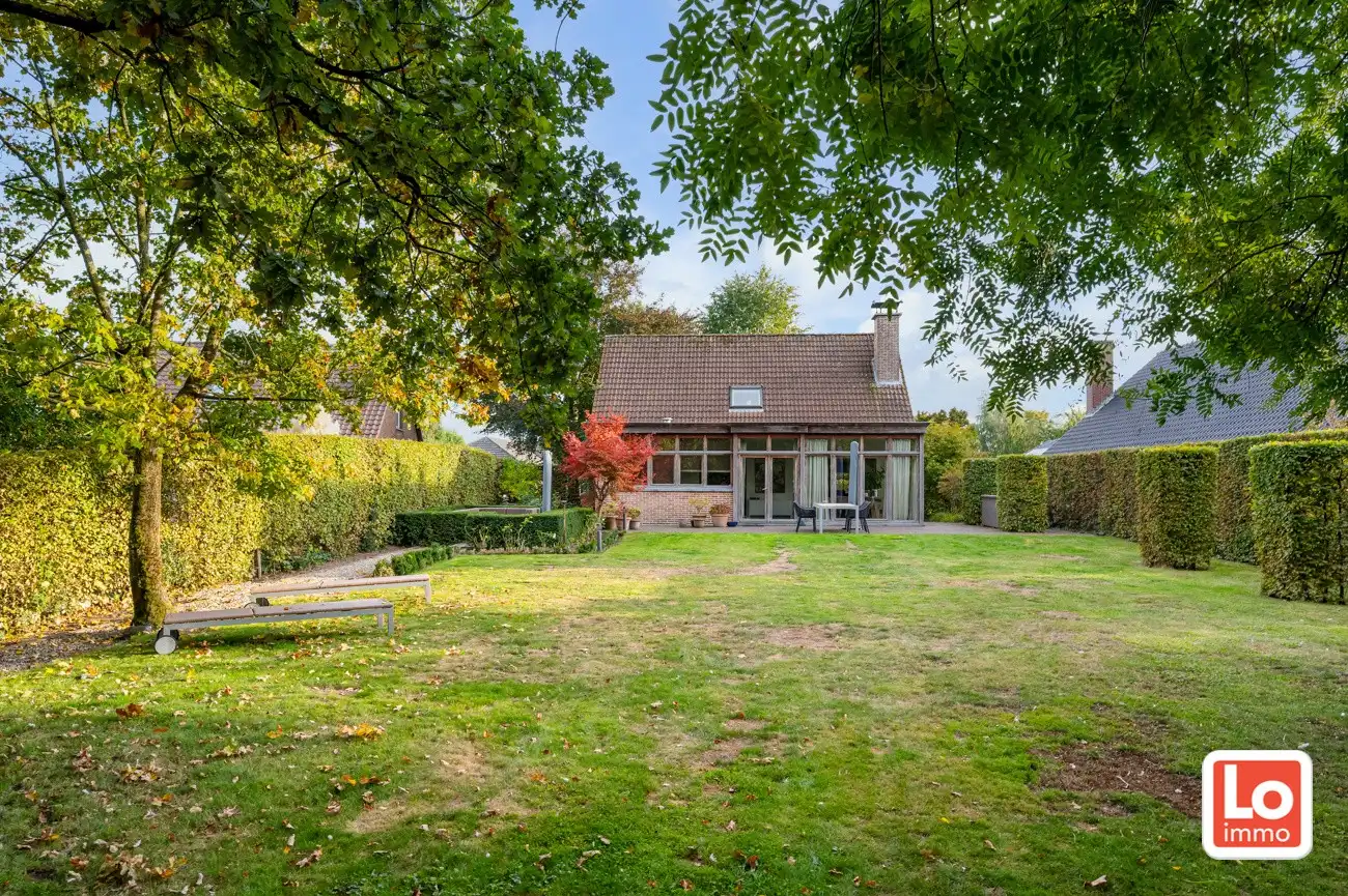 VERKOCHT! Charmante alleenstaande woning met inpandige garage en grote tuin op een rustige, groene locatie nabij het centrum van Beervelde! foto 22