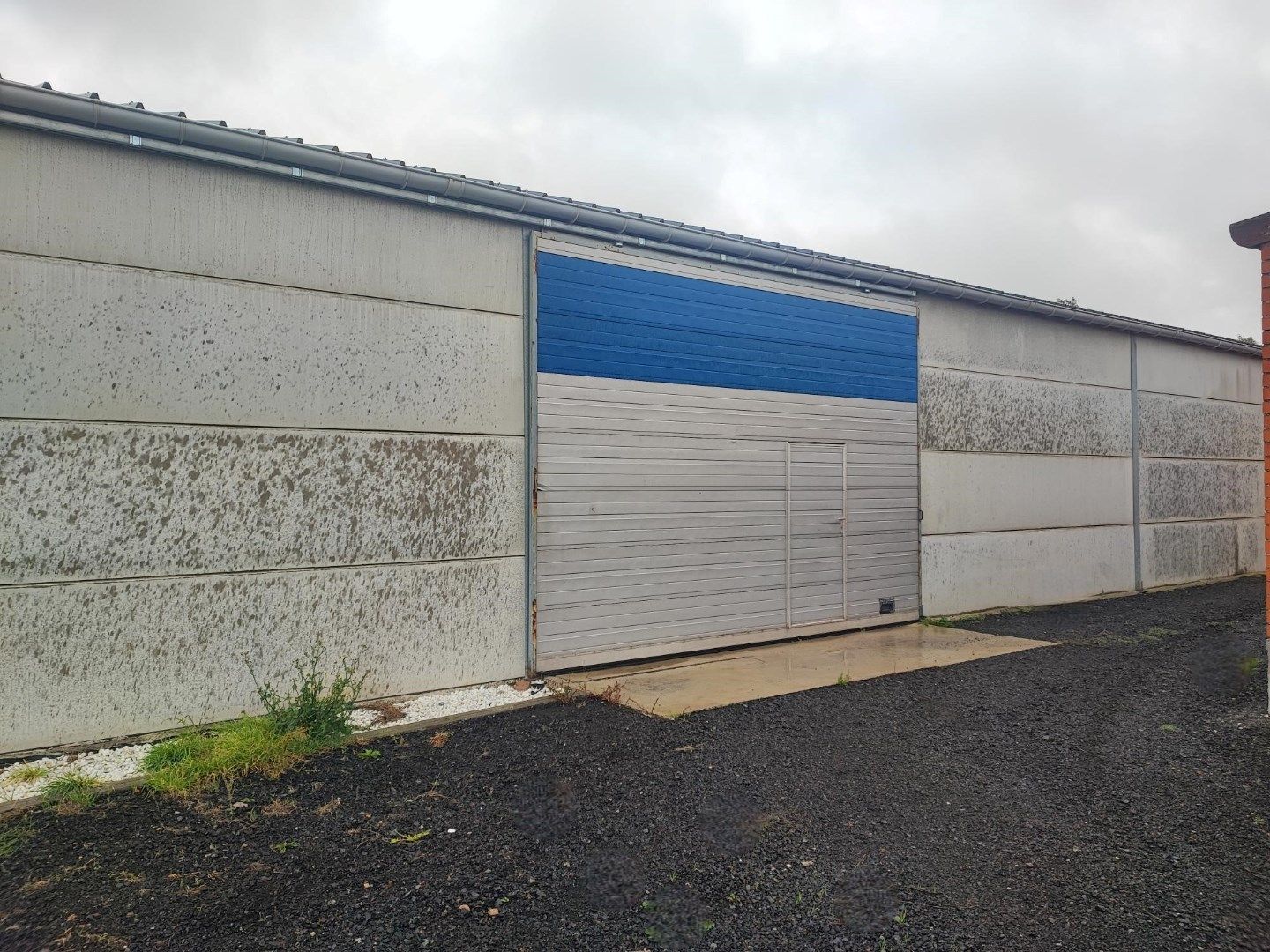 Loods - opslagruimte (250 m²), Lichtervelde. foto 2