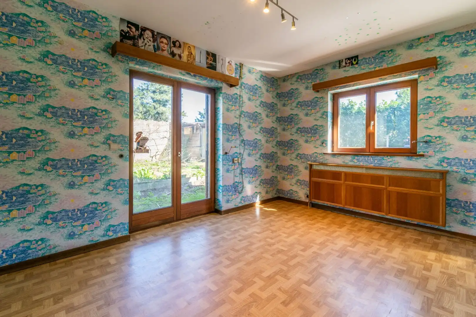 Een ruime (250m²), te moderniseren villa!! foto 10