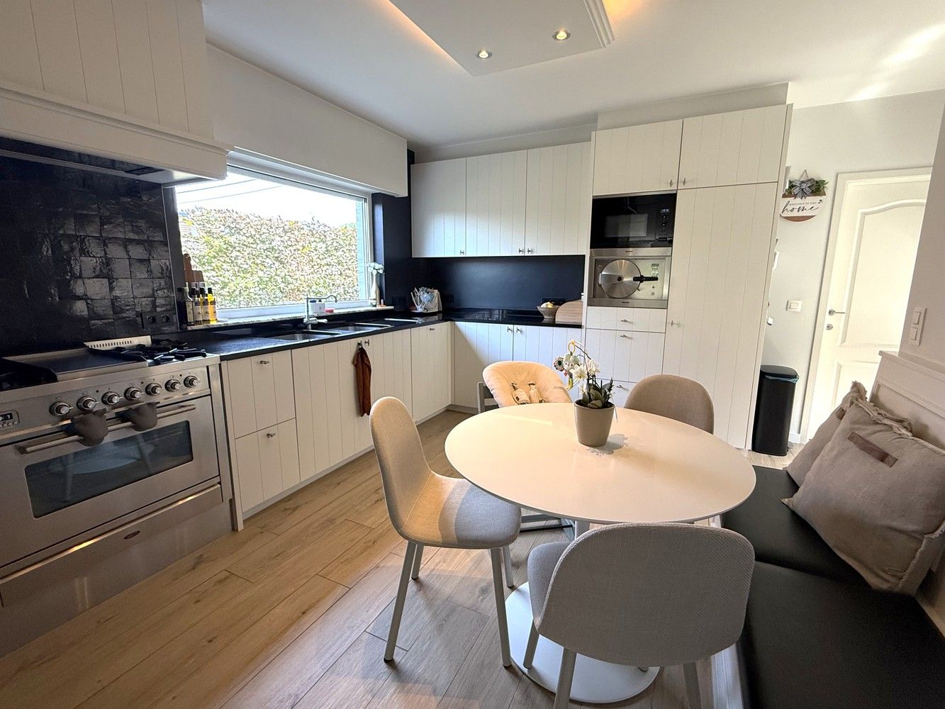 Landelijk gelegen woning met groen verzicht foto 5