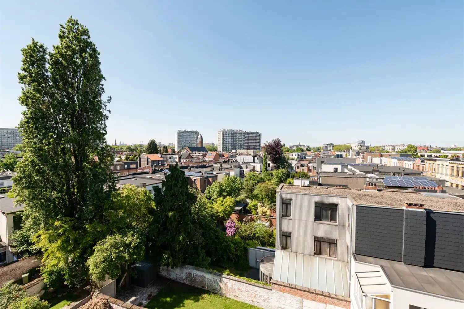Ruim en lichtrijk art-decoappartement met terras, vlakbij Te Boelaerpark – Berchem foto 29