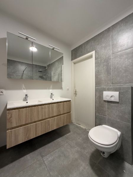 Exclusief ruim en lichtrijk appartement met panoramisch zicht op Gent (Visserij) foto 10