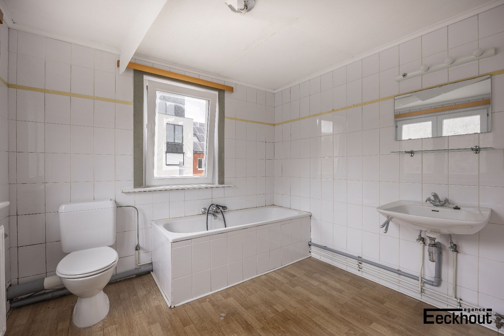 Verder te renoveren opbrengsteigendom op gunstige ligging te Bredene-Duinen! foto 13