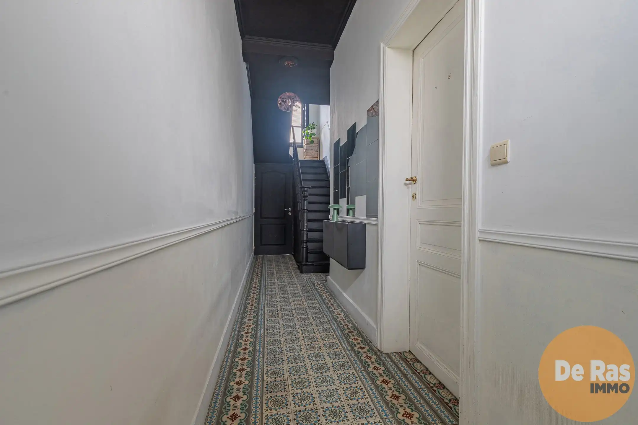 DENDERLEEUW - instapklare woning op centrale ligging! foto 2