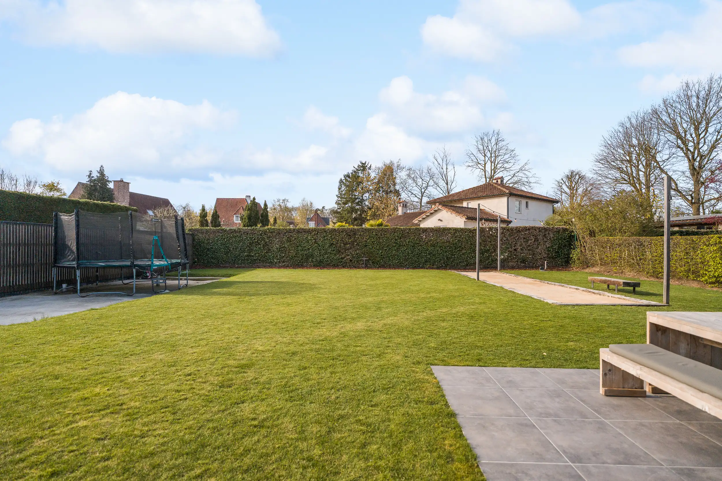 Designvilla in residentiële, doodlopende, woonwijk foto 29