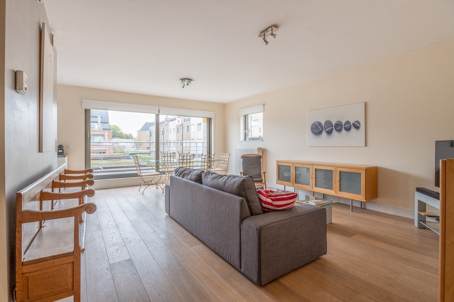 Instapklaar, luxueus appartement met 3 slaapkamers, zonnig terras & overdekte parkeerplaats in Kontich foto 7