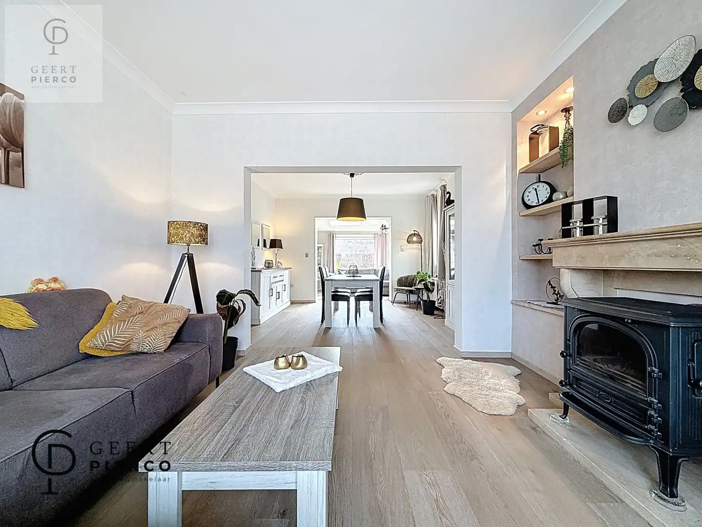 Knappe gerenoveerde gezinswoing foto 12